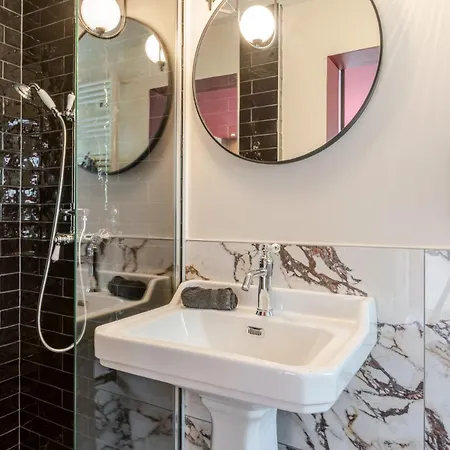 La Courtisane - * Niederbronn-les-Bains